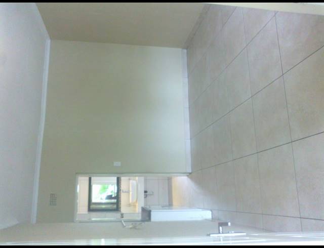 1 bed property to rent in GALLO MANOR